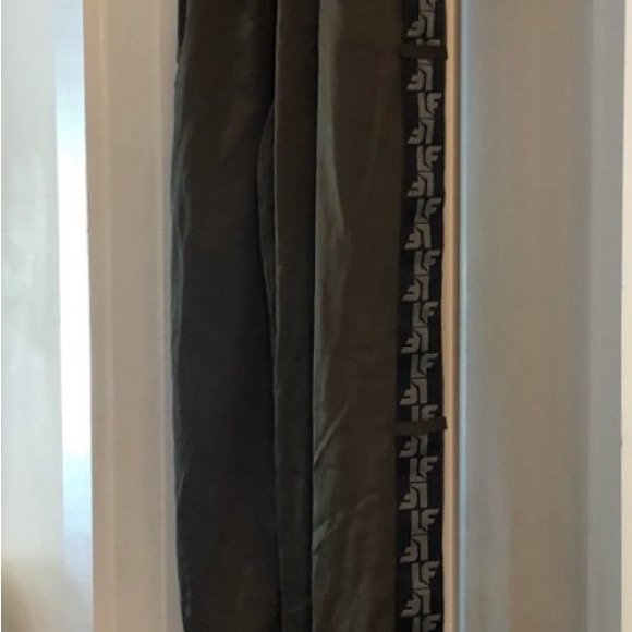 LF the brand Women’s Logo Track Pants - Picture 3 of 7
